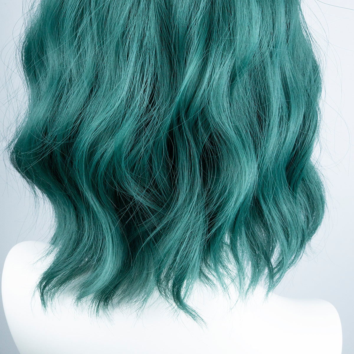 Green Wavy Short Bob Wig With Air Bangs - IVYPHANT